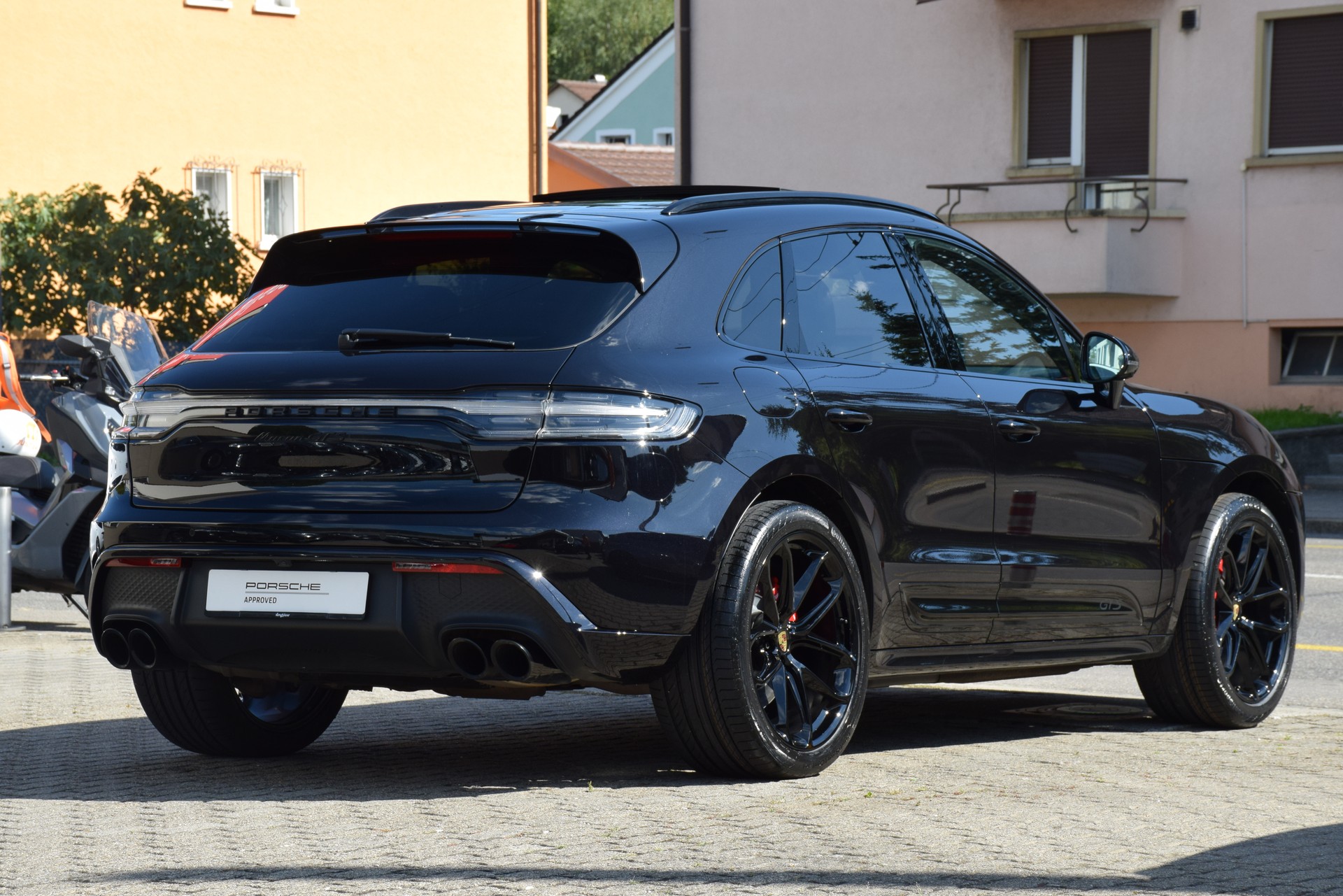 PORSCHE Macan GTS PDK-image-11