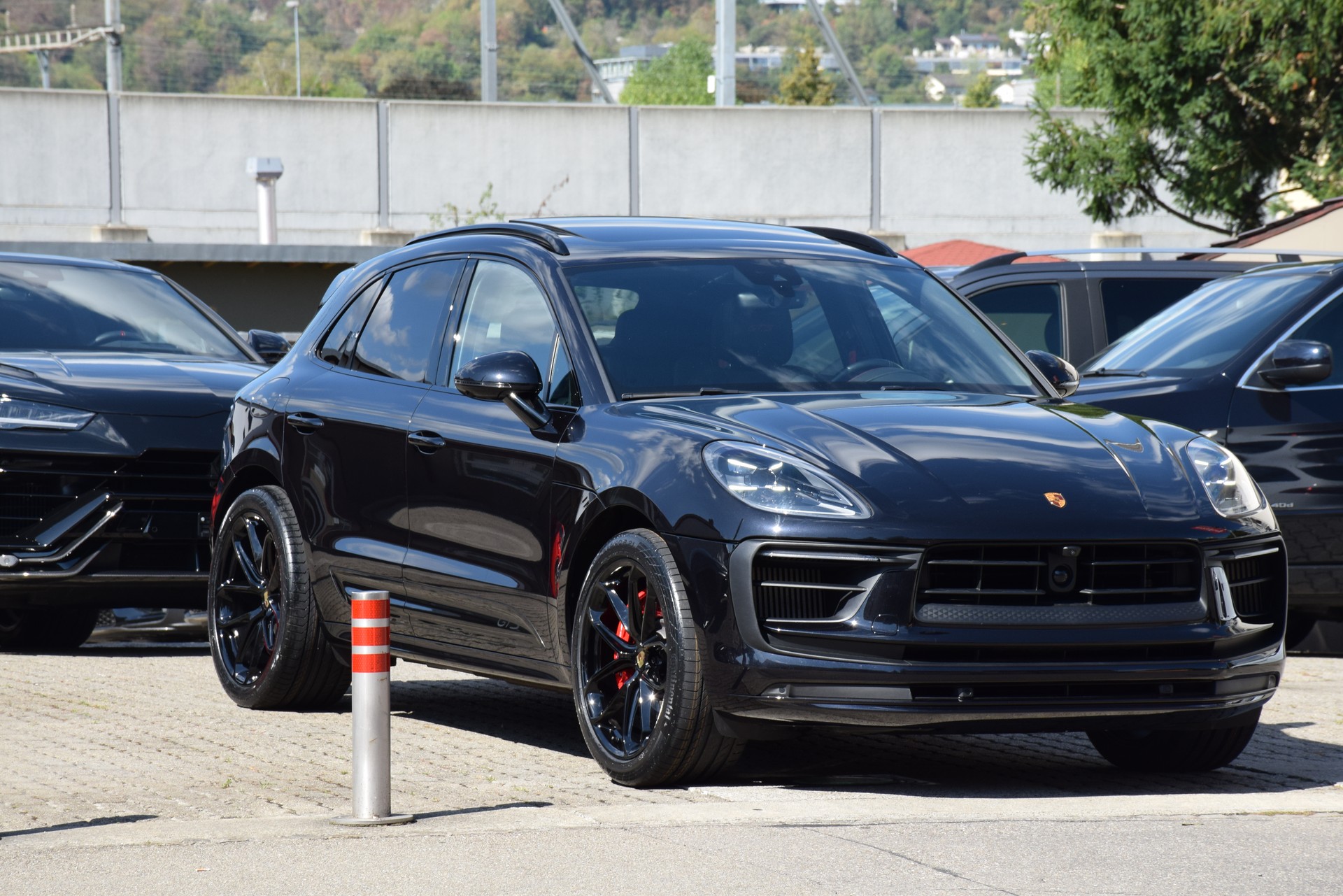 PORSCHE Macan GTS PDK-image-5