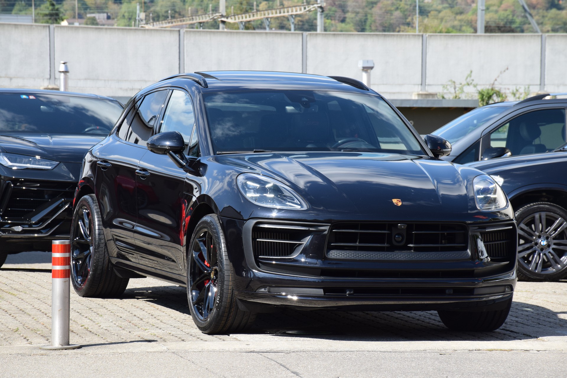 PORSCHE Macan GTS PDK-image-4