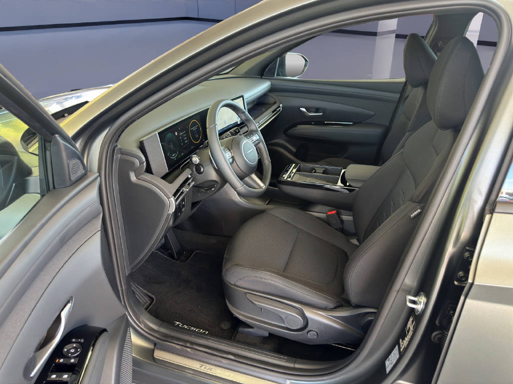 HYUNDAI TUCSON 1.6 T-GDi Hybrid Origo Blackline 4WD-image-9