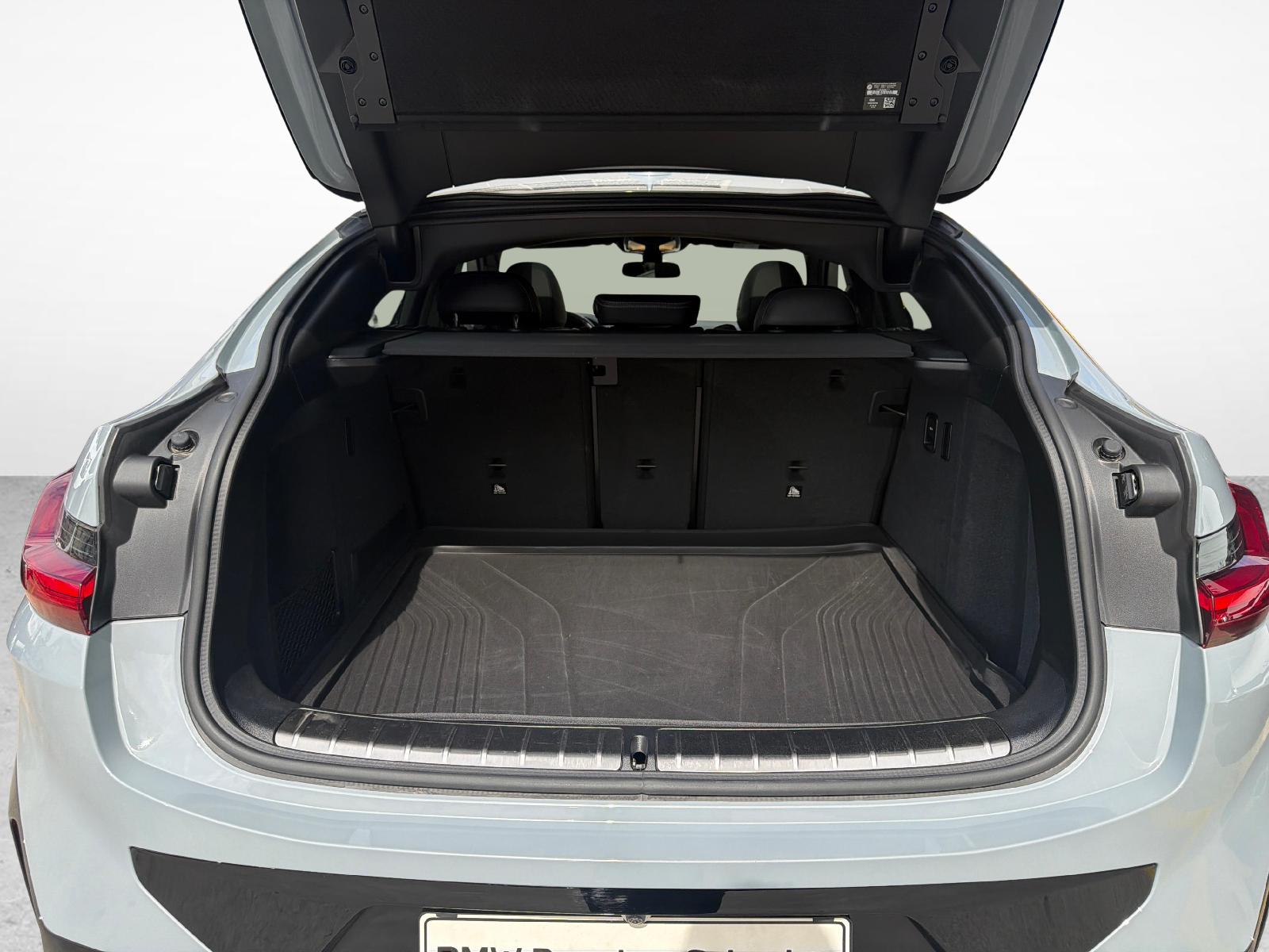 BMW X4 20d xDrive-image-18