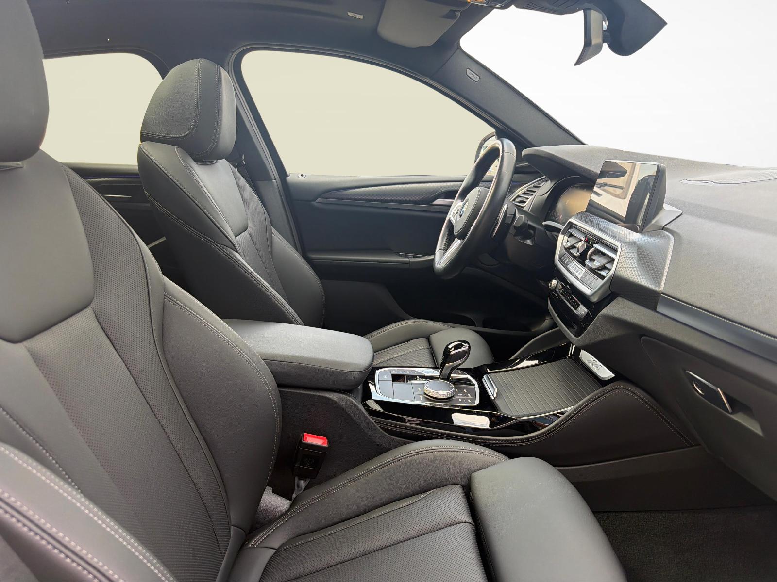 BMW X4 20d xDrive-image-11