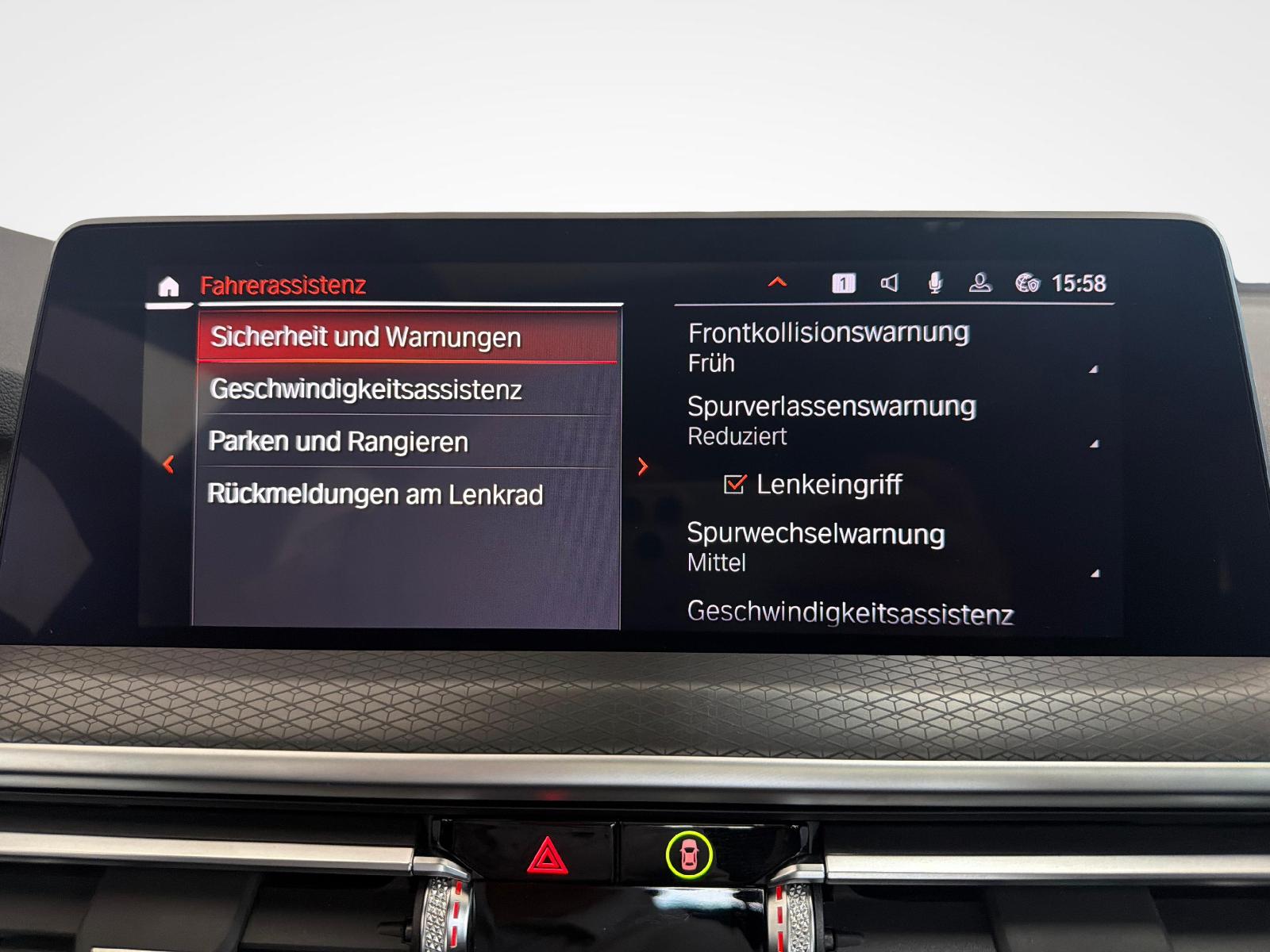 BMW X4 20d xDrive-image-16