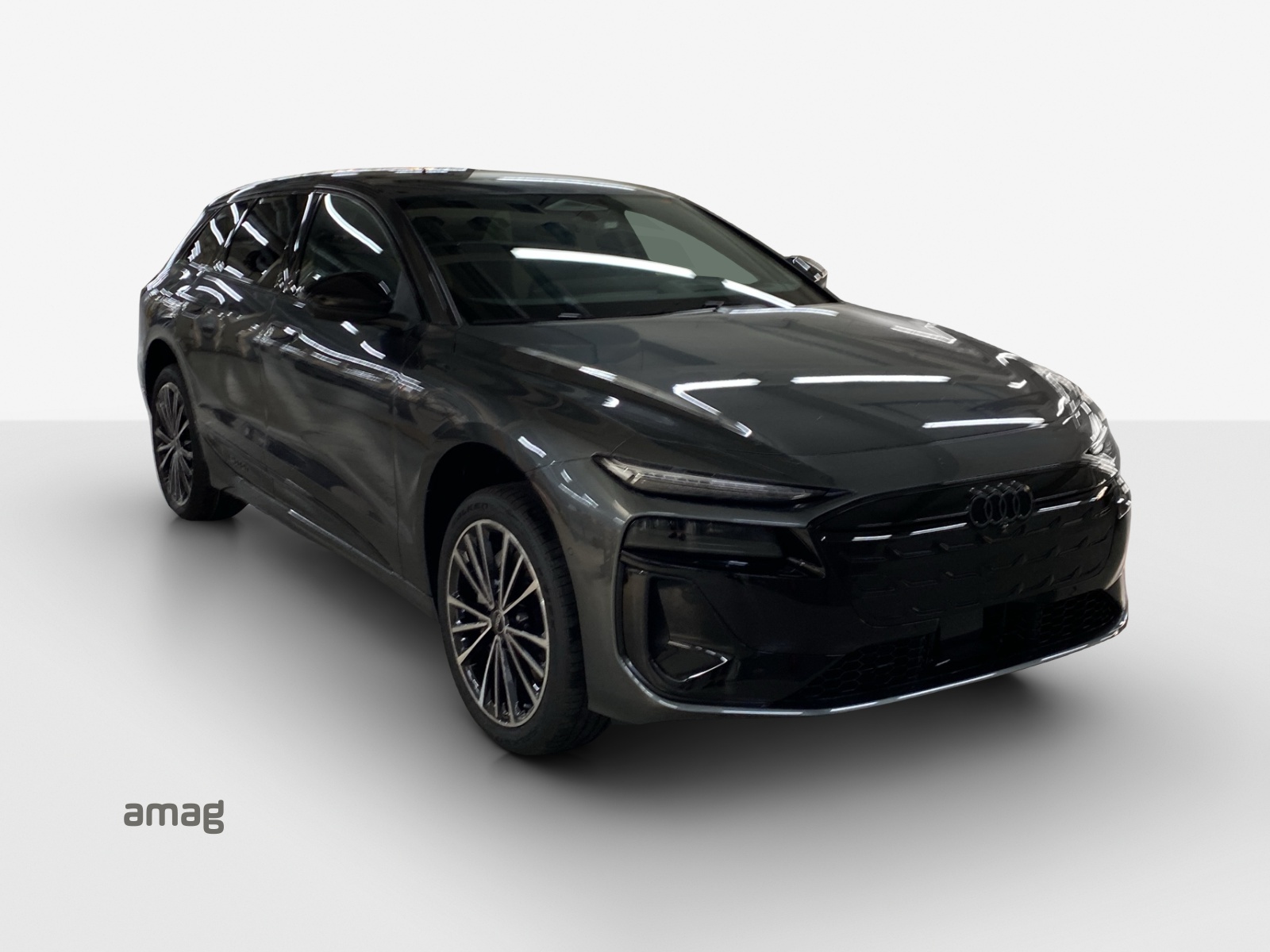 AUDI A6 Avant e-tron quattro-image-5