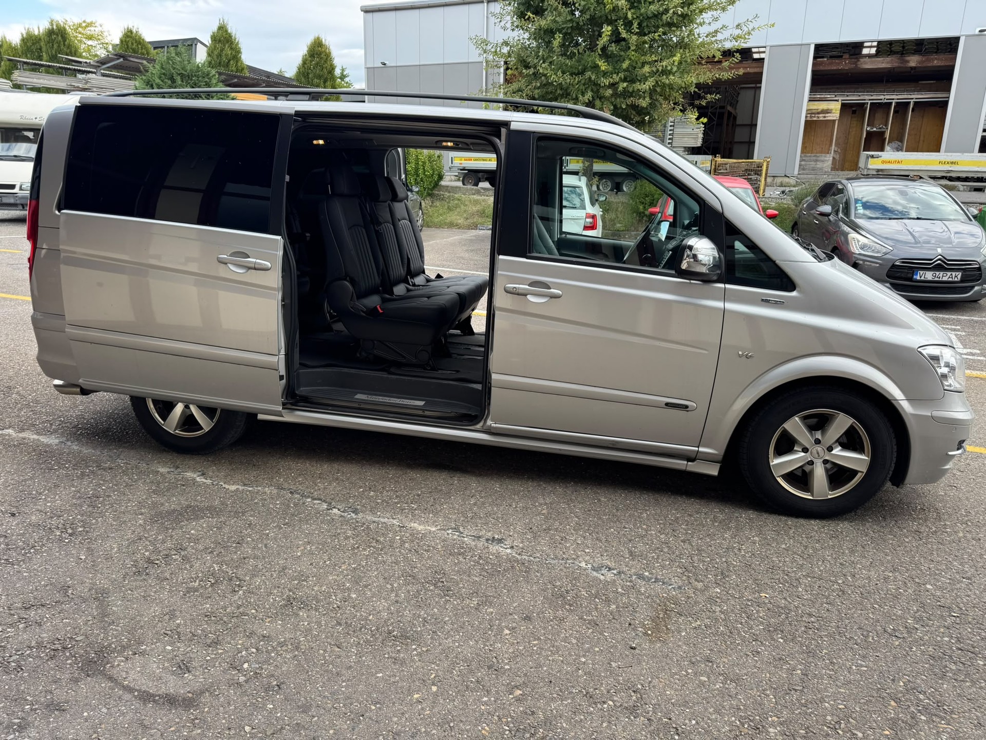 MERCEDES-BENZ Viano 3.0 CDI Blue Efficiency Trend L A-image-4