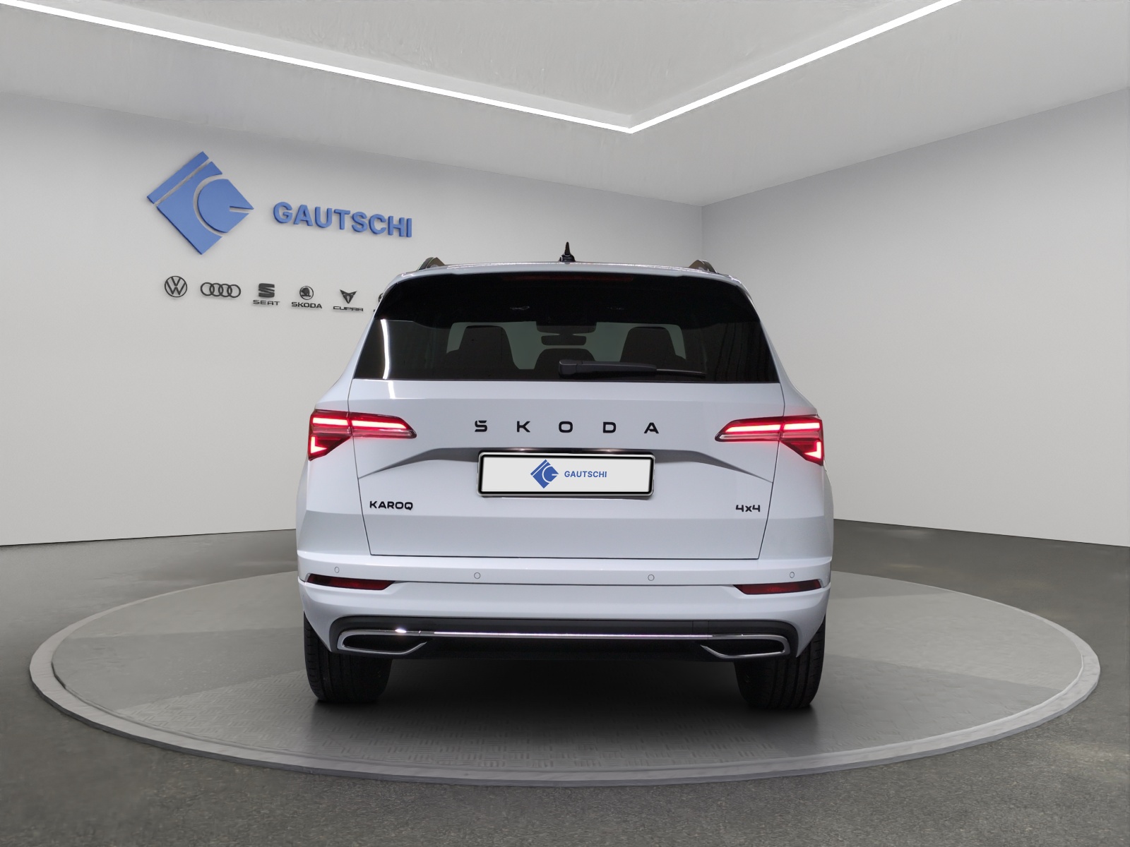 SKODA Karoq 2.0 TDI CR Sport Line 4x4 DSG-image-3