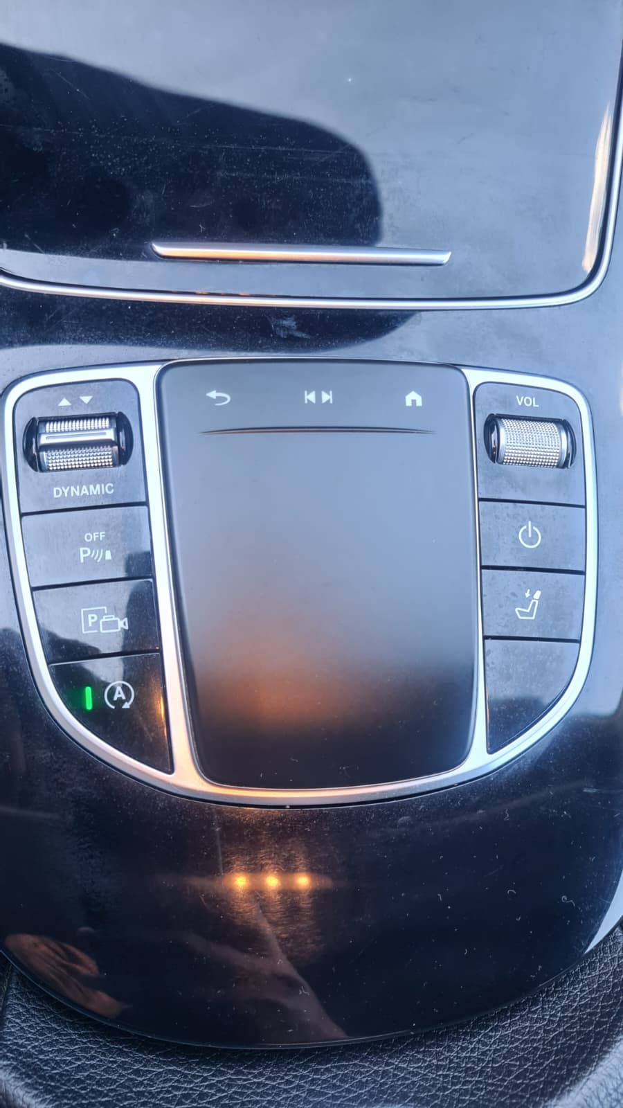 MERCEDES-BENZ E 220 d T 4Matic 9G-Tronic ** Gr-Navi ** RF-Kamera ** Sitzheizung ** PDC V+H ** Totwinkel-Assistent ** Frisch Ab MFK & Service-image-13