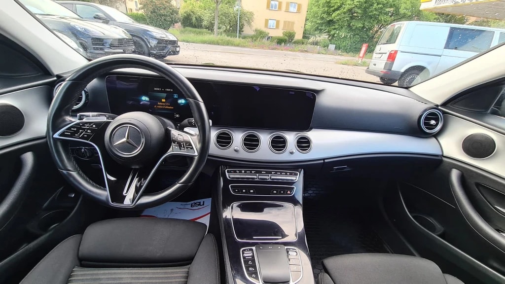 MERCEDES-BENZ E 220 d T 4Matic 9G-Tronic ** Gr-Navi ** RF-Kamera ** Sitzheizung ** PDC V+H ** Totwinkel-Assistent ** Frisch Ab MFK & Service-image-16