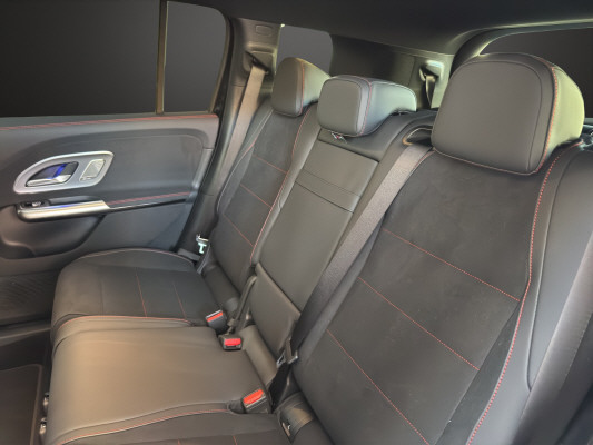 MERCEDES-BENZ GLB 350 85kWh EQ 4 Matic-image-10