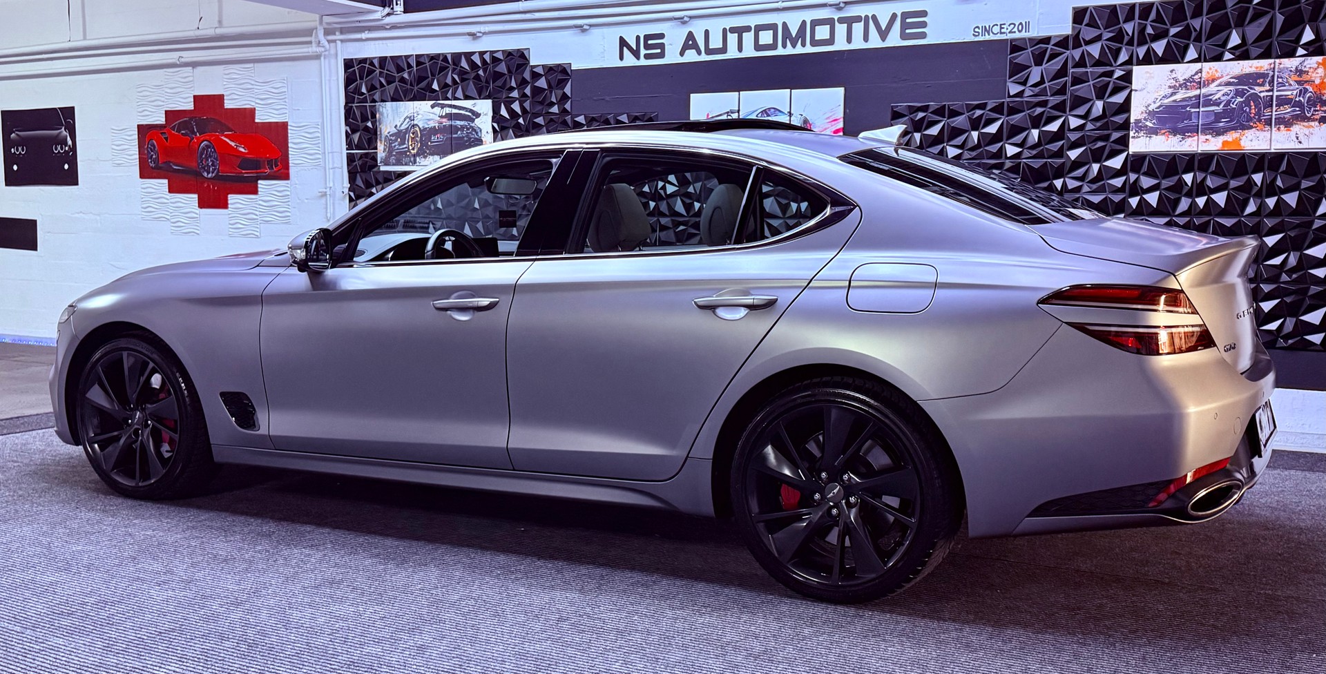 GENESIS G70 2.0 TGDI Sport AT8 AWD * BOND SILVER SANDSTORM GRAY (MATT)-image-5