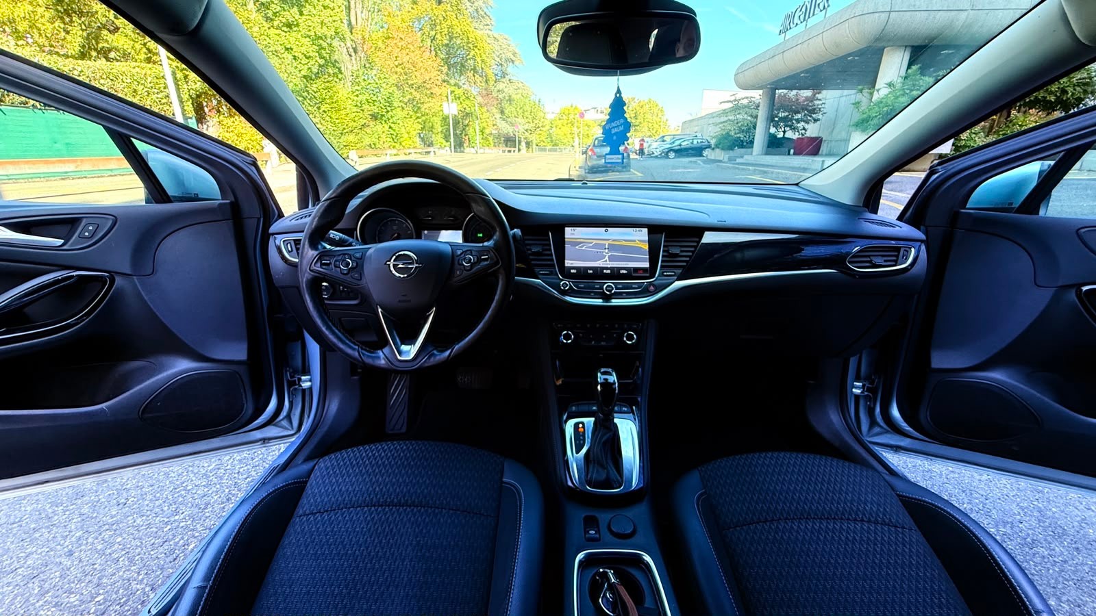 OPEL Astra 1.4i Turbo Excellence Automatic-image-6
