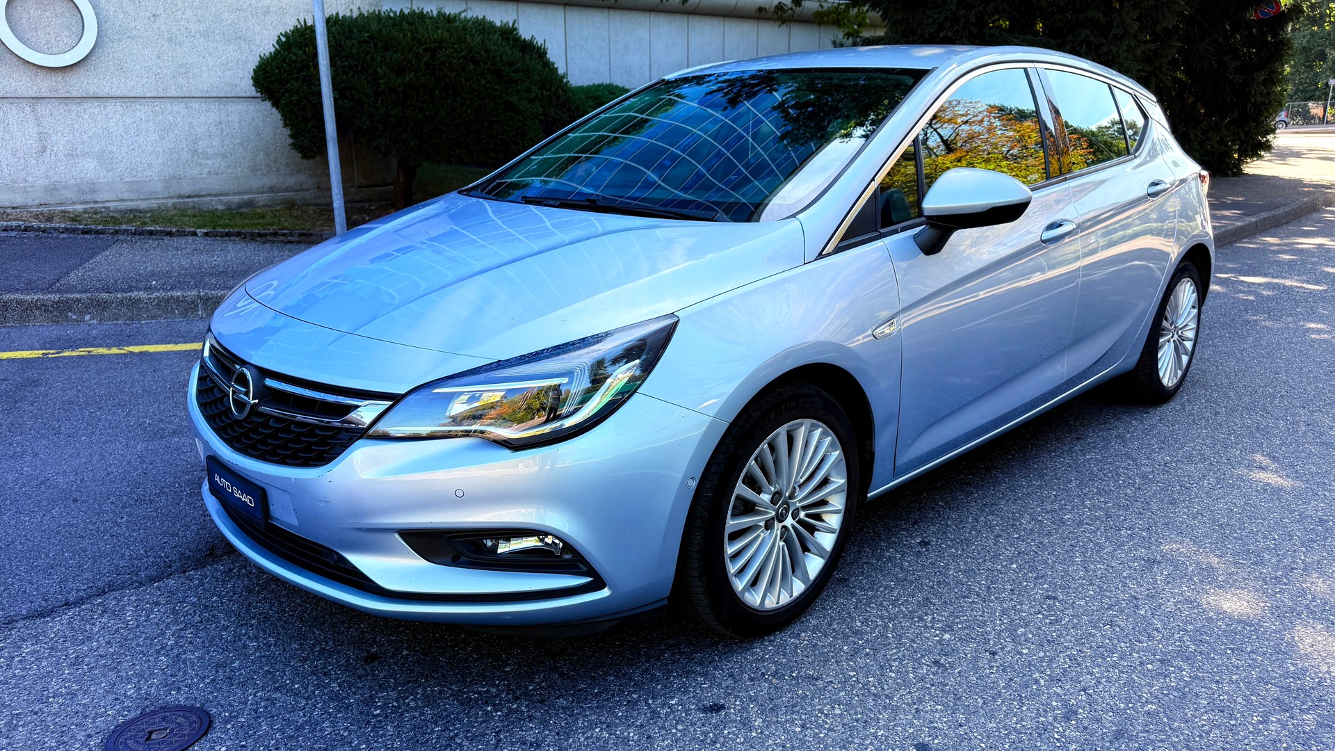 OPEL Astra 1.4i Turbo Excellence Automatic-image-1