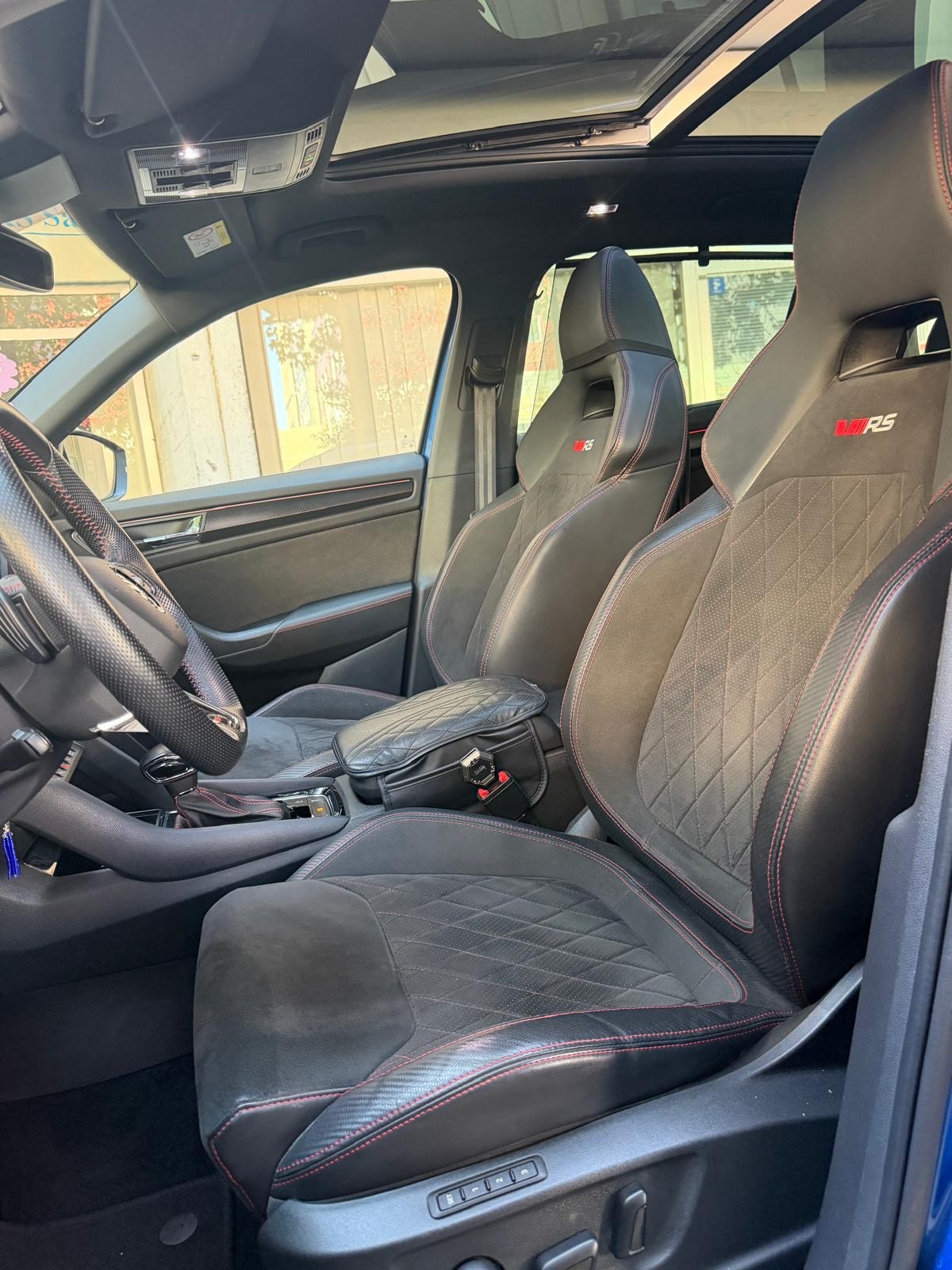 SKODA Kodiaq 2.0 TSI 4x4 RS-image-9
