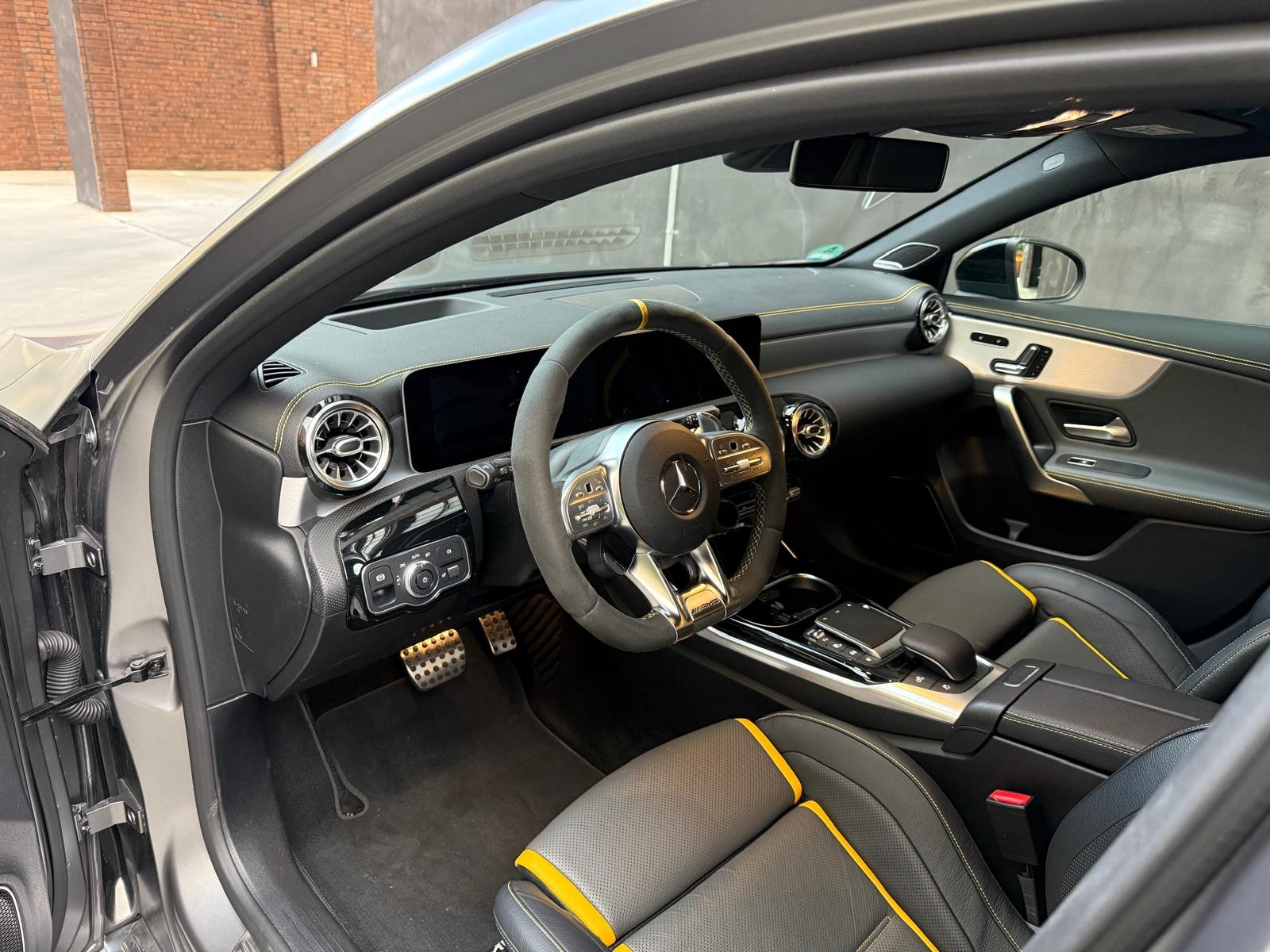 MERCEDES-BENZ A 45 S AMG 4matic+-image-2