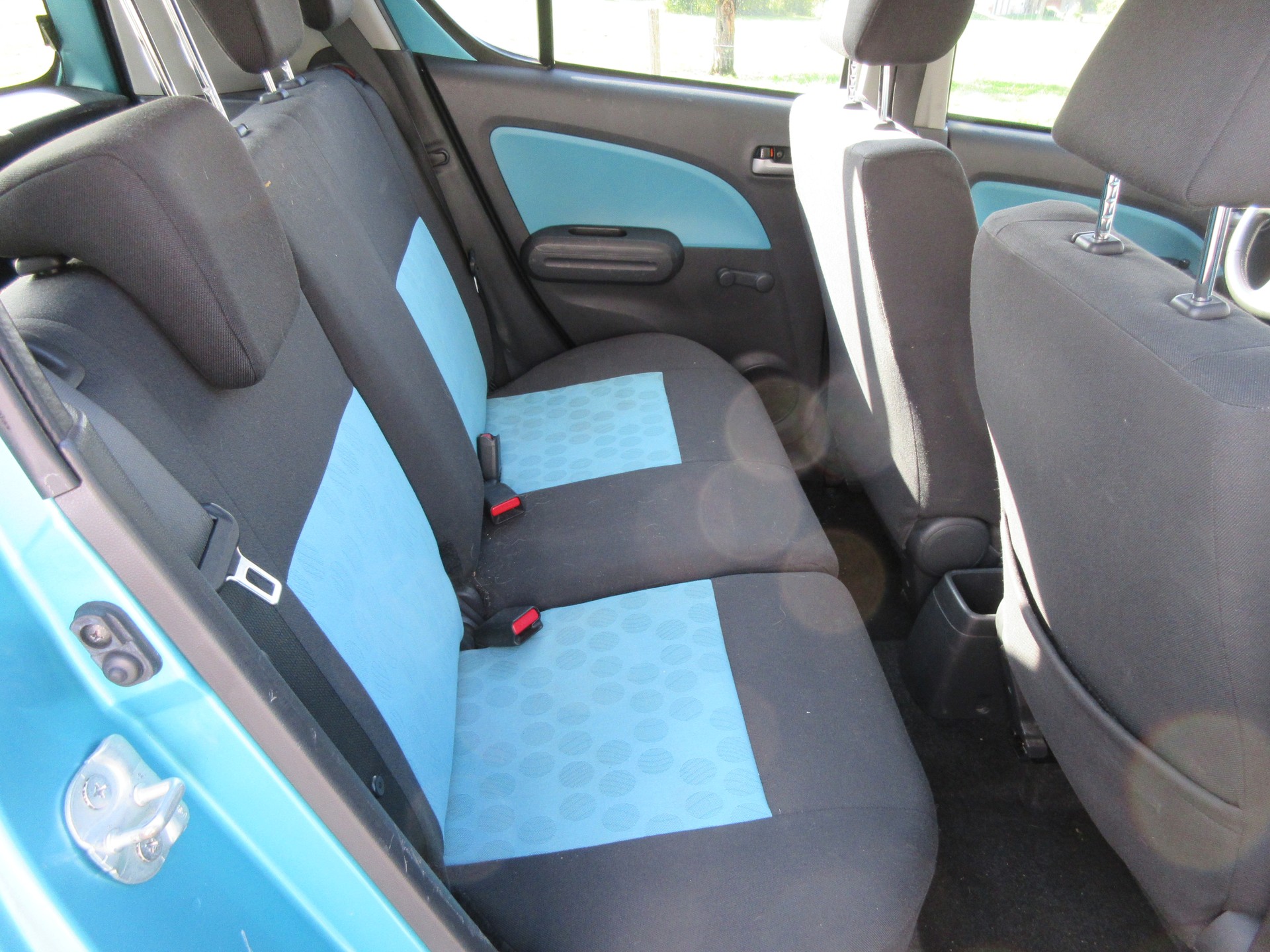 SUZUKI Splash 1.0i 12V GL-image-10