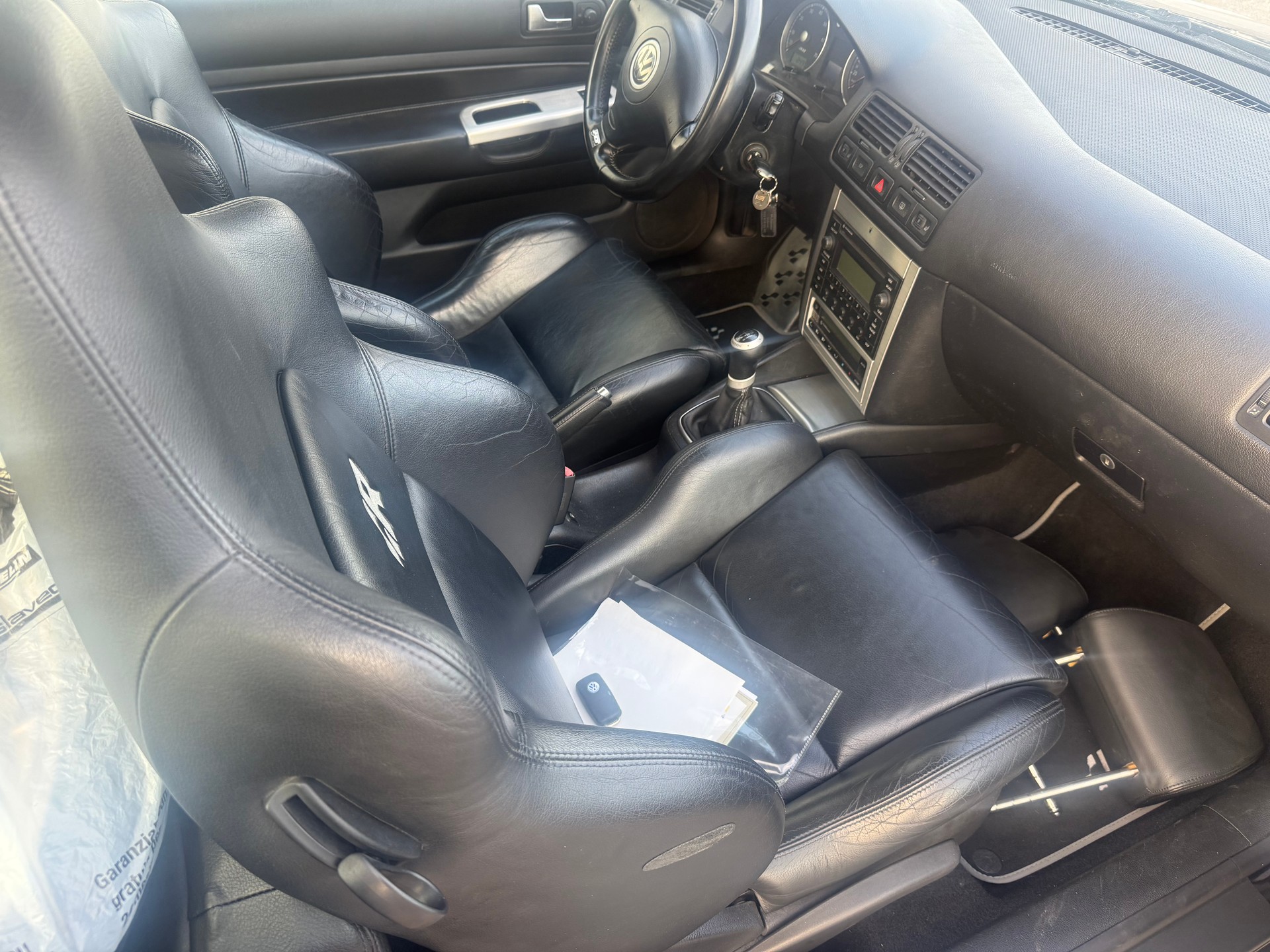 VW Golf R32 4Motion-image-9
