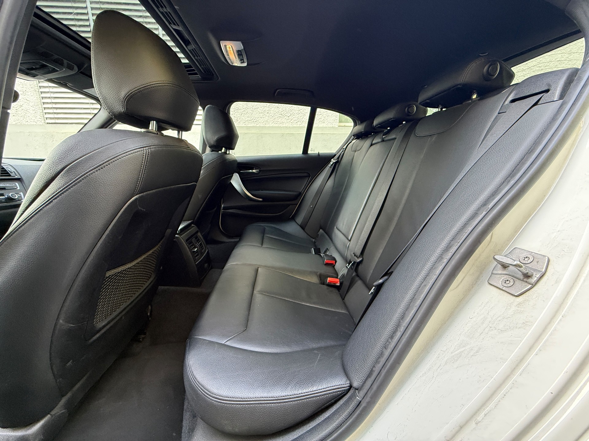 BMW M135i xDrive Steptronic-image-9