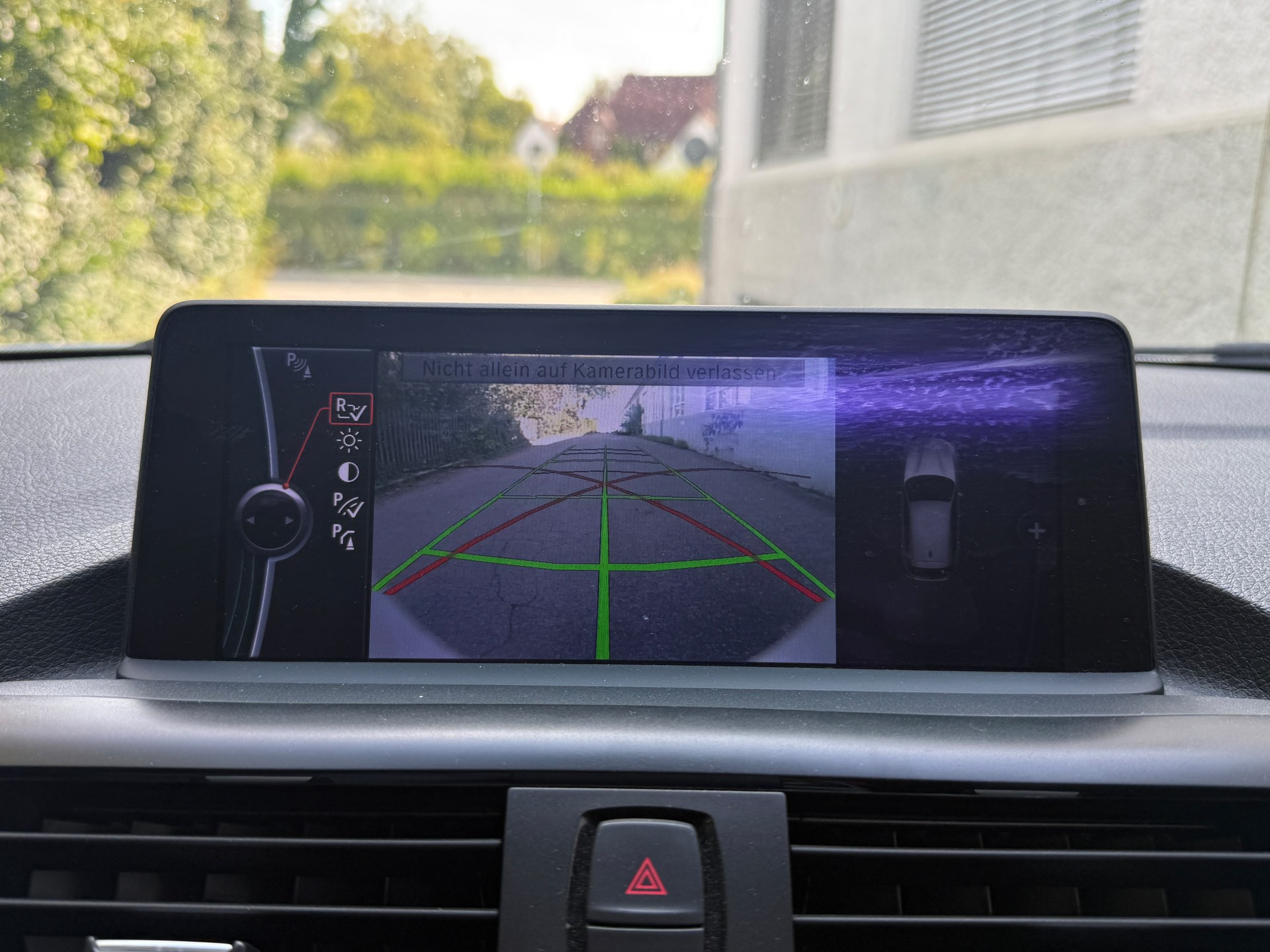 BMW M135i xDrive Steptronic-image-12