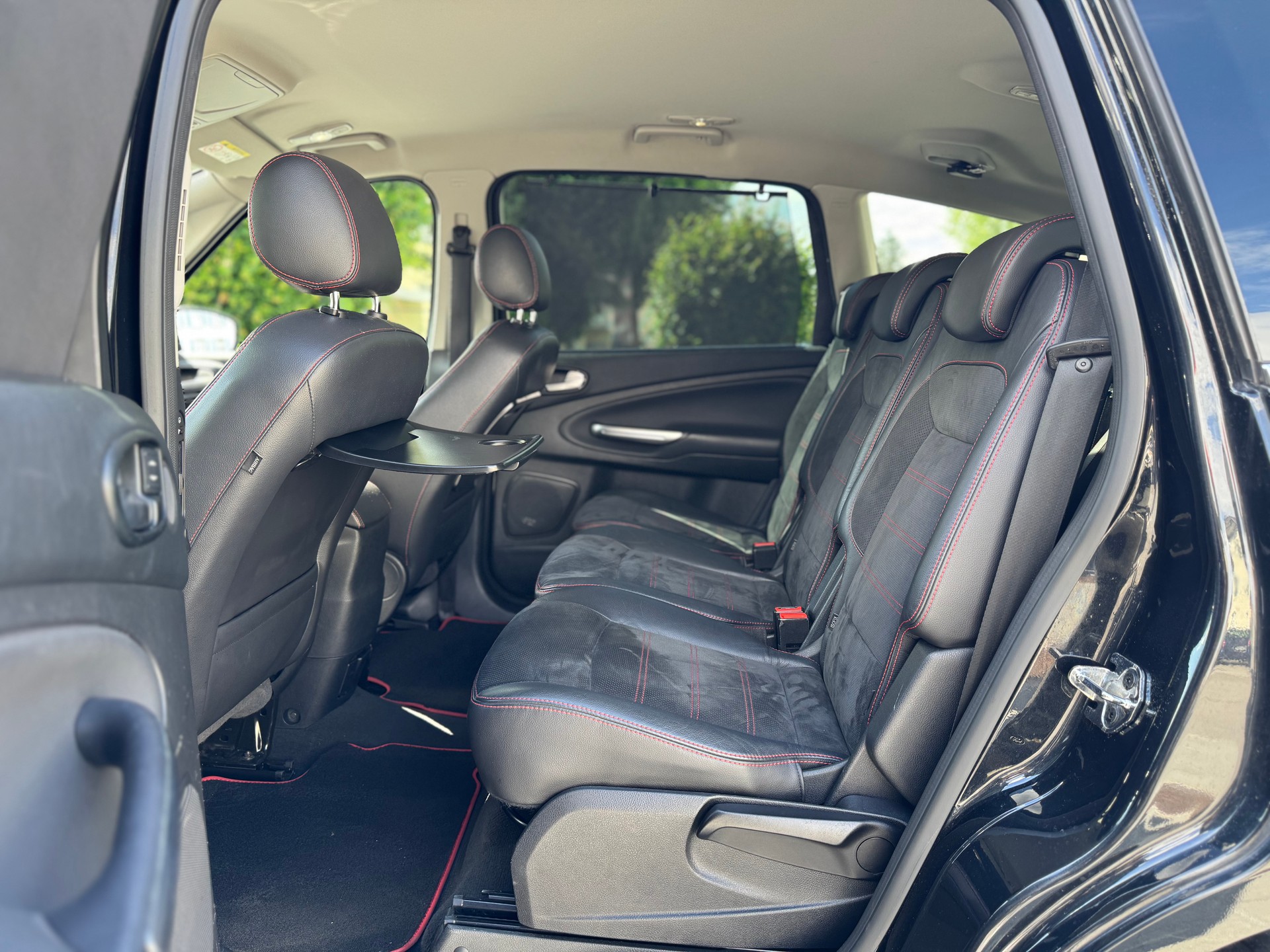 FORD S-Max 2.0 SCTi TitaniumS PowerShift-image-16