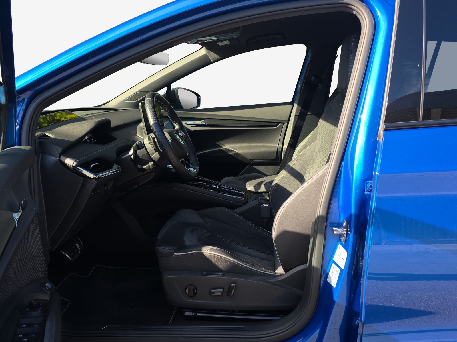 SKODA Enyaq iV 80x SportLine-image-7