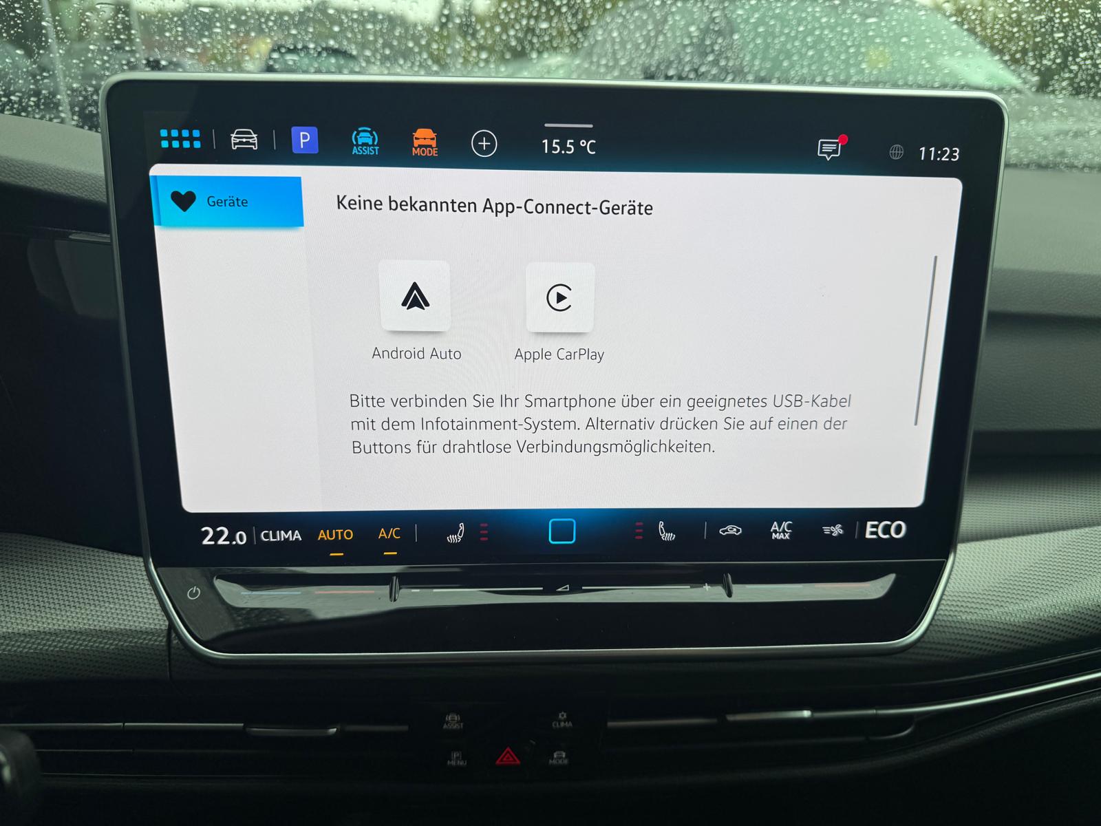 VW Golf 1.5 TSI PHEV Style-image-13