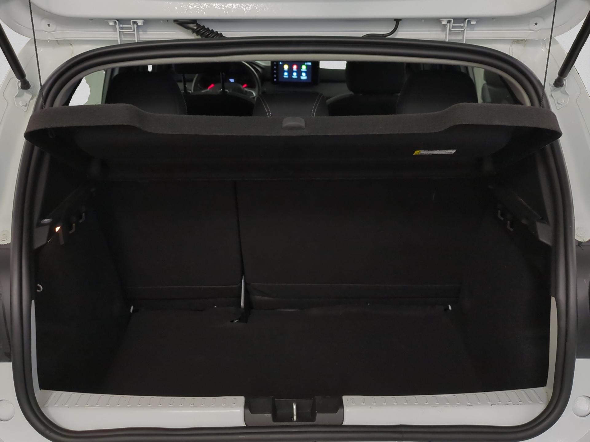 DACIA Sandero TCe 90 Comfort-image-15