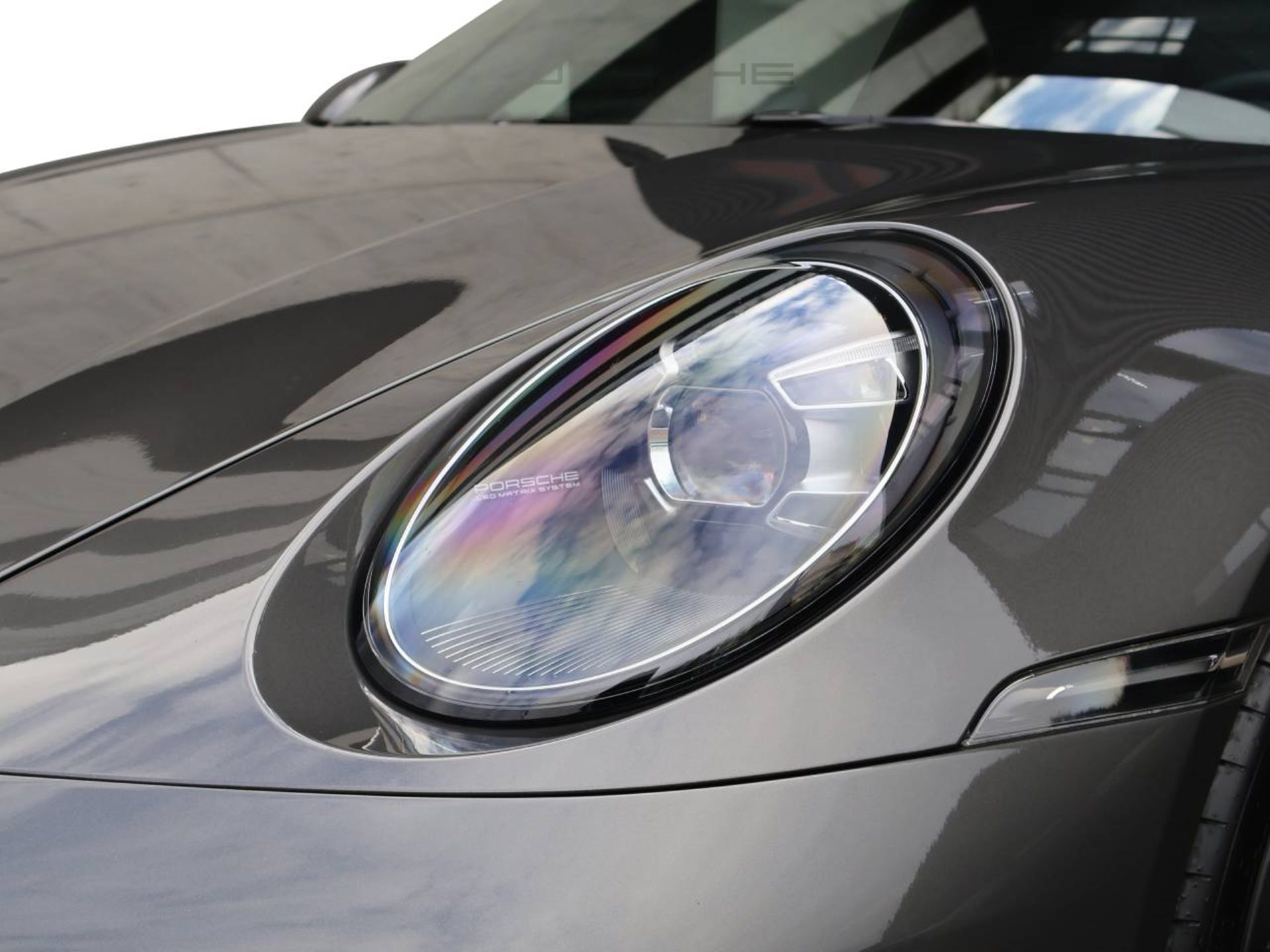 PORSCHE 911 Carrera S-image-19