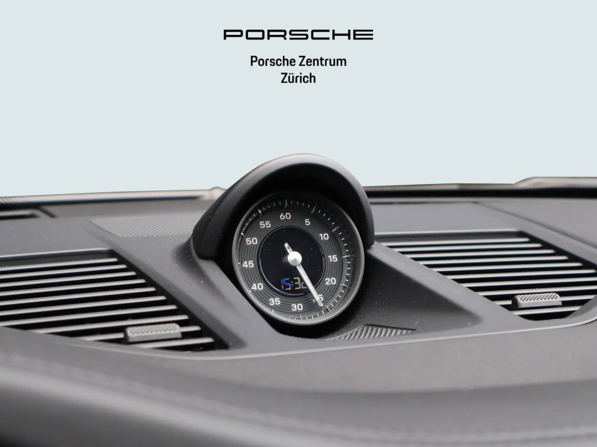 PORSCHE 911 Carrera S-image-14