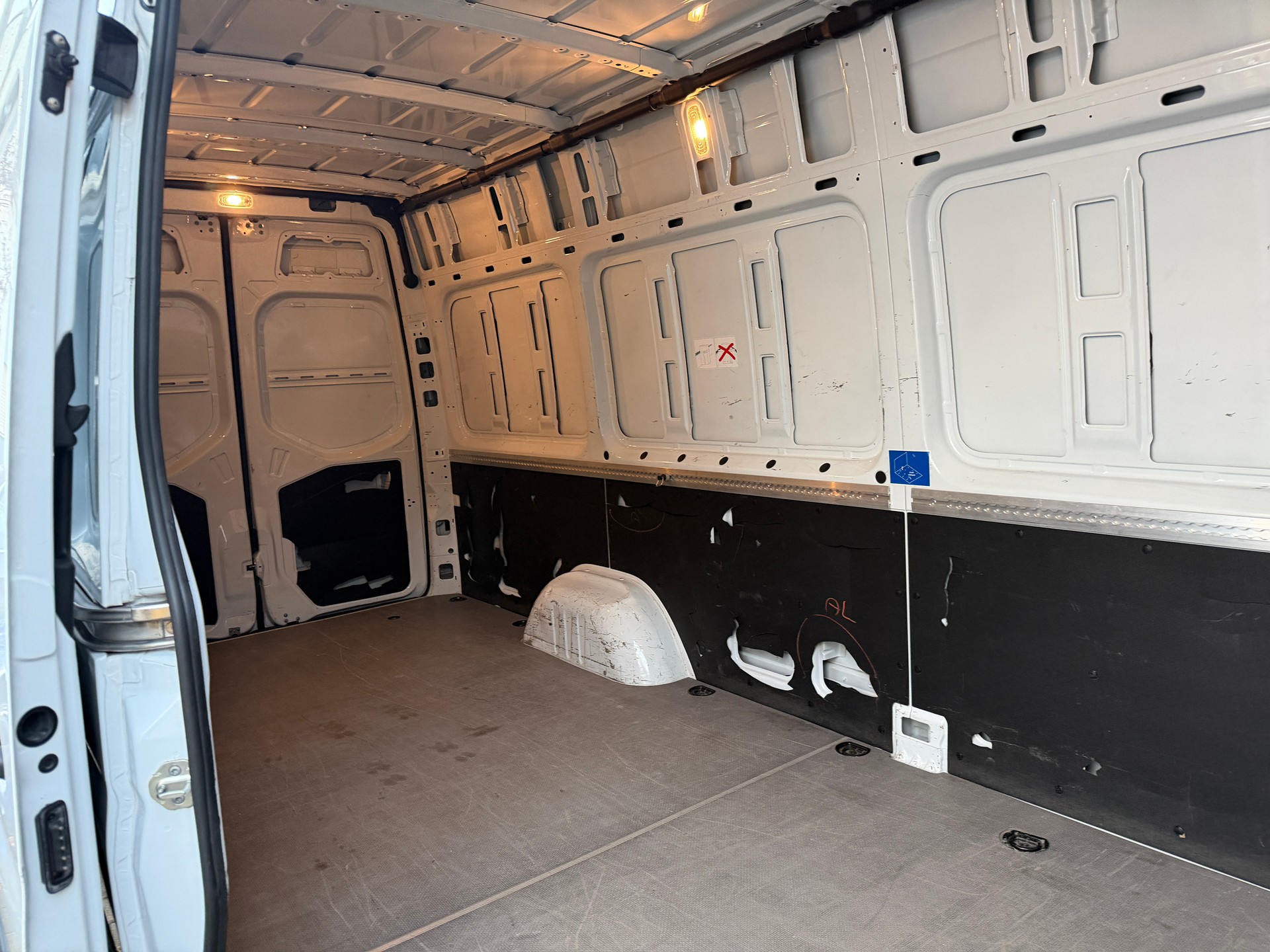 MERCEDES-BENZ Sprinter 315 CDI Lang 9G-TRONIC-image-14