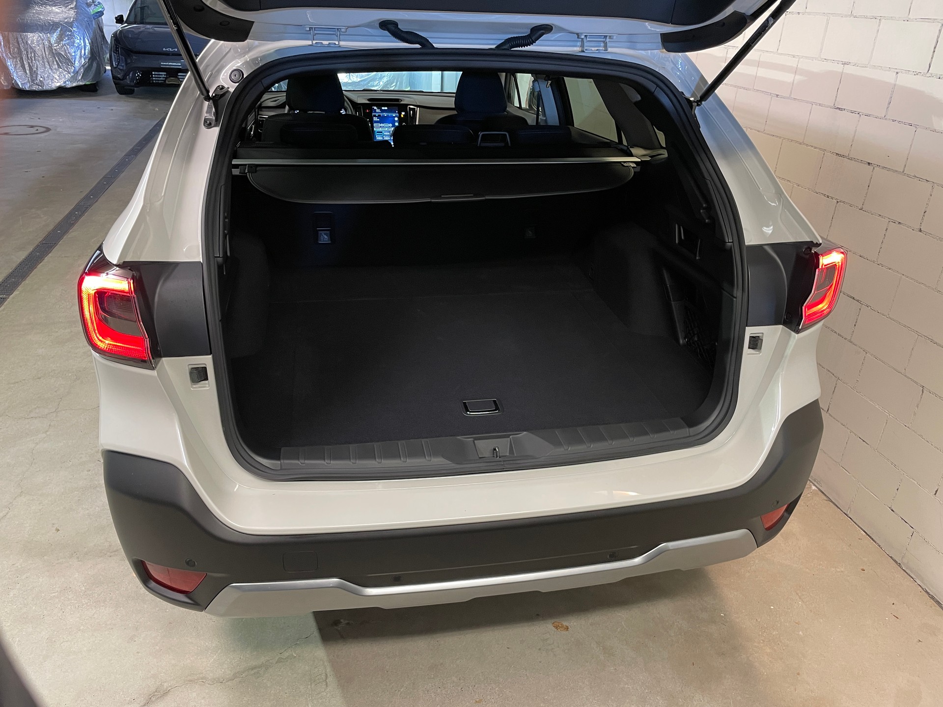 SUBARU Outback 2.5i Advantage AWD Lineartronic-image-5