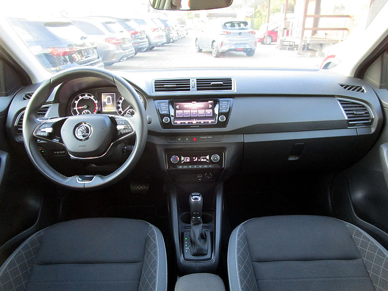 SKODA Fabia 1.0 TSI Ambition DSG-image-2