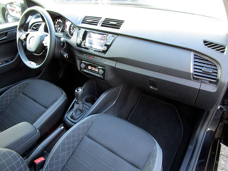 SKODA Fabia 1.0 TSI Ambition DSG-image-12