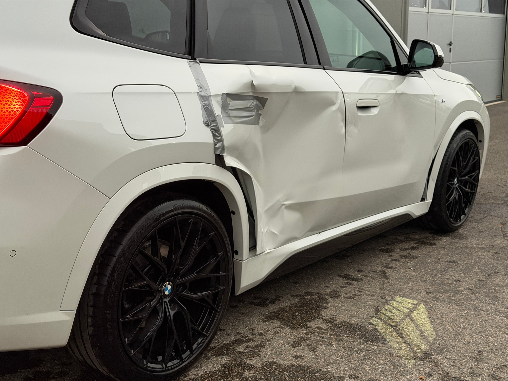 BMW X1 xDrive 23i 48V M Sport Pro-image-8