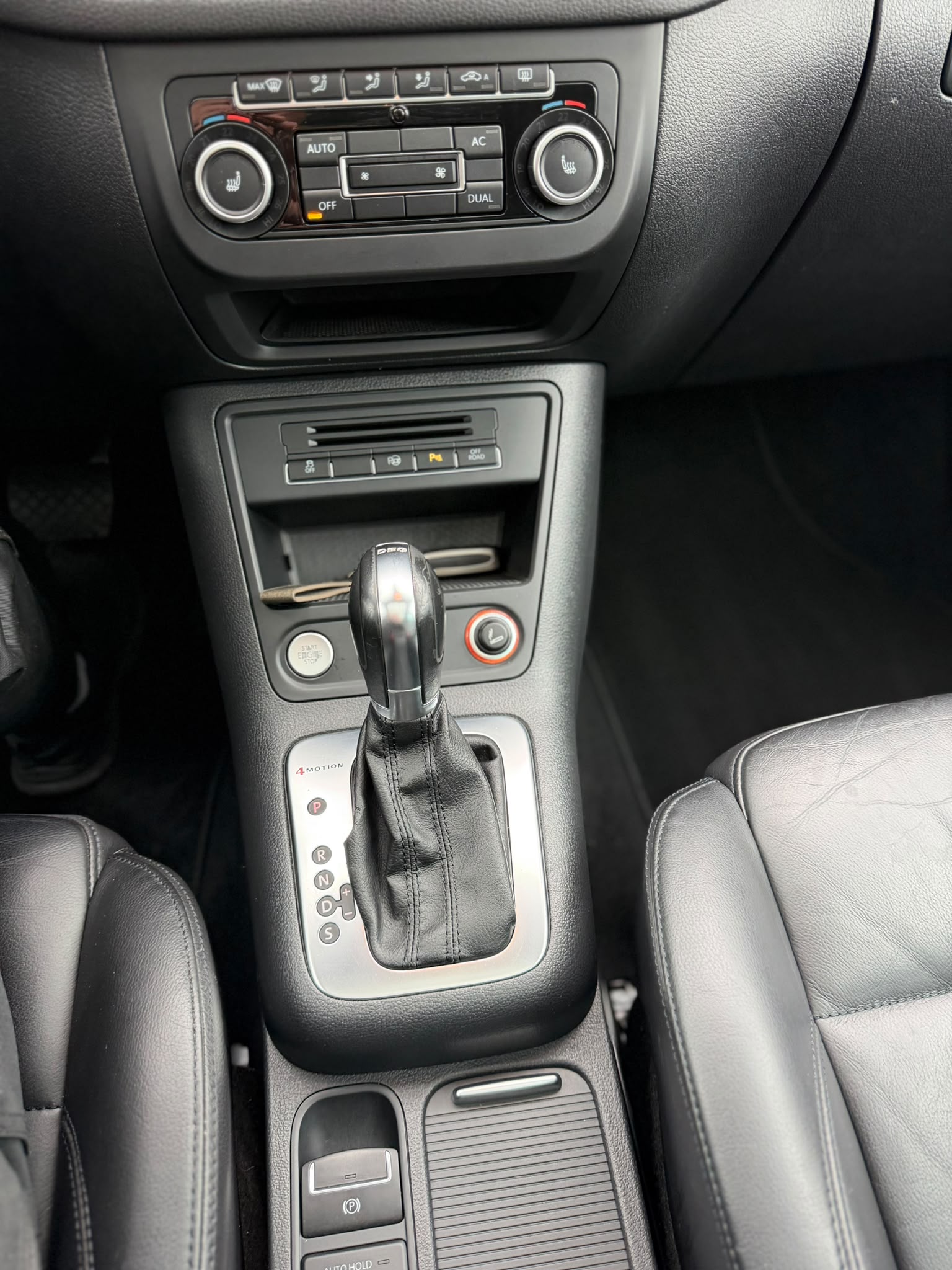 VW Tiguan 2.0 TSI Track&Style 4Motion DSG-image-25