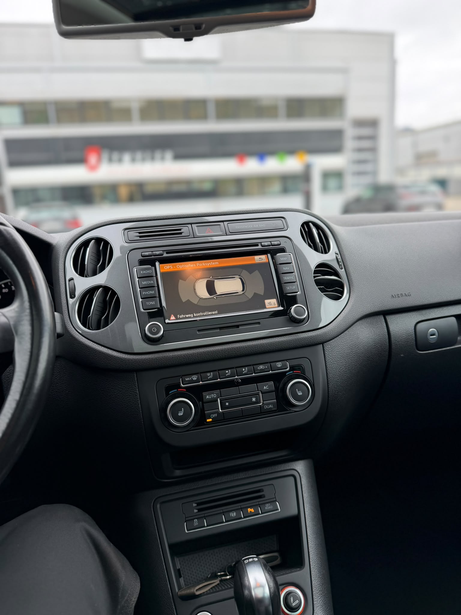VW Tiguan 2.0 TSI Track&Style 4Motion DSG-image-23