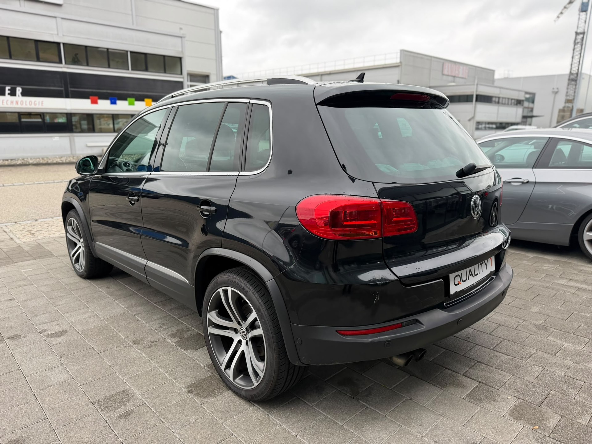 VW Tiguan 2.0 TSI Track&Style 4Motion DSG-image-9