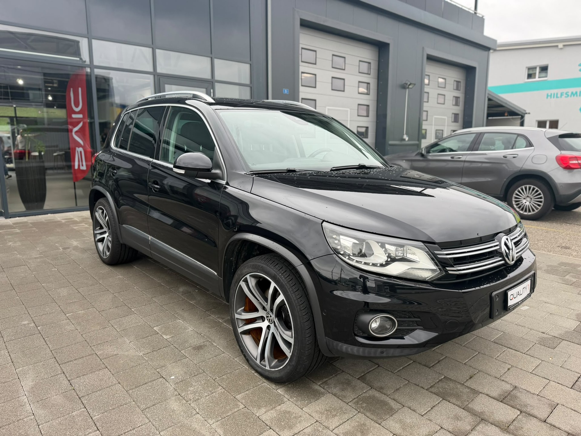 VW Tiguan 2.0 TSI Track&Style 4Motion DSG-image-3