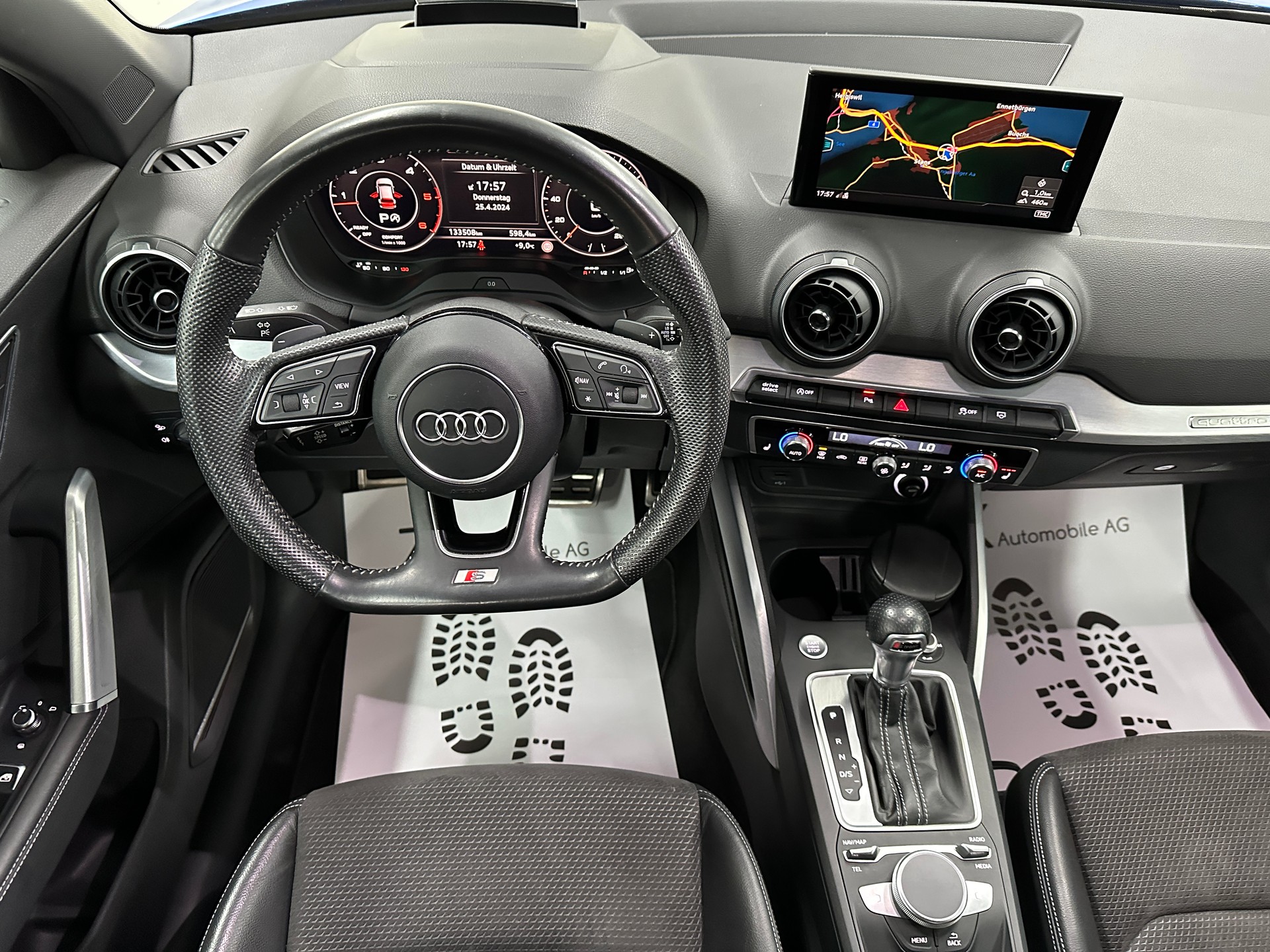AUDI Q2 2.0 TDI sport 190PS S-Line quattro S-tronic-image-11