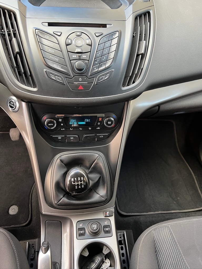 FORD Kuga 2.0 TDCi Carving 4WD-image-13