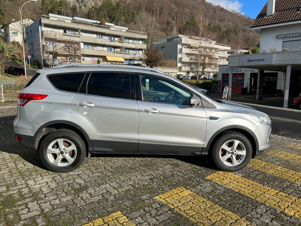 FORD Kuga 2.0 TDCi Carving 4WD-image-6