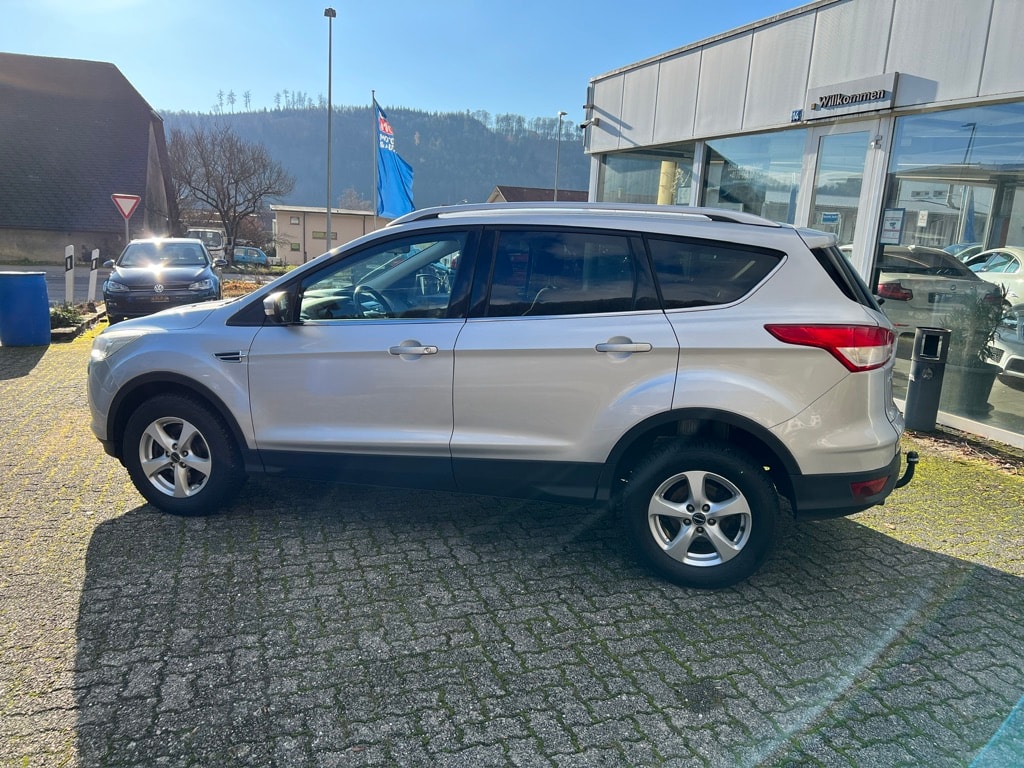 FORD Kuga 2.0 TDCi Carving 4WD-image-2