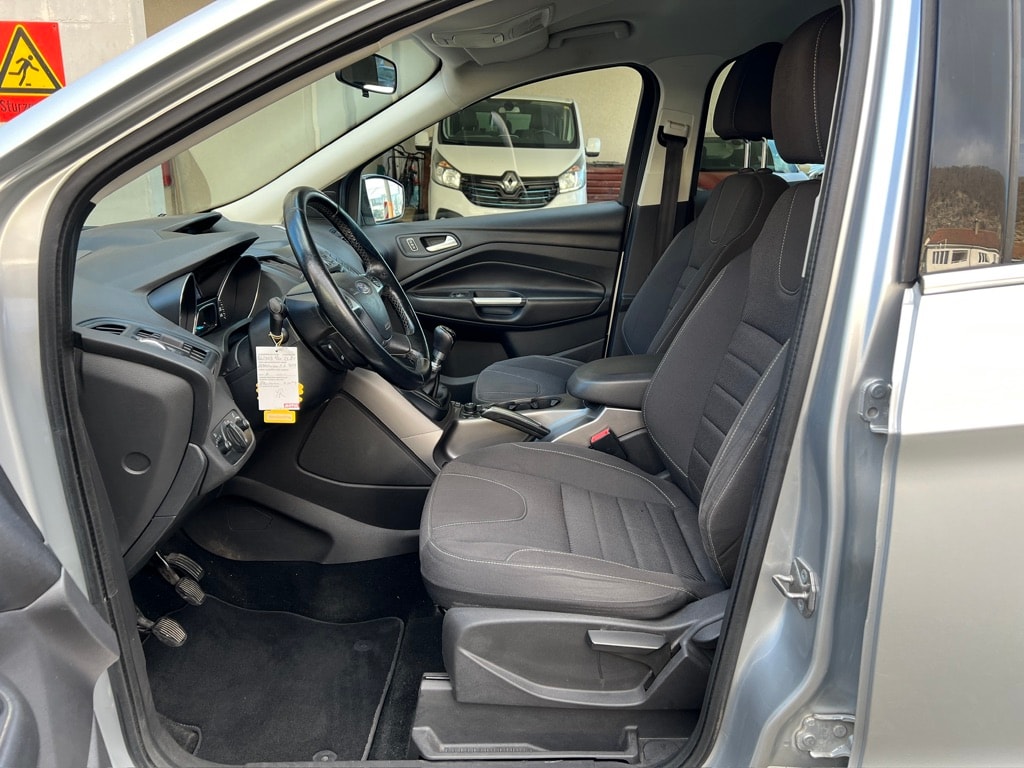 FORD Kuga 2.0 TDCi Carving 4WD-image-8