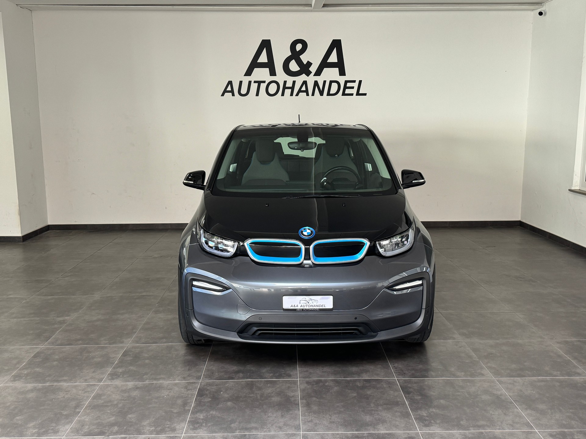 BMW i3 (120Ah) Fleet Edition-image-1