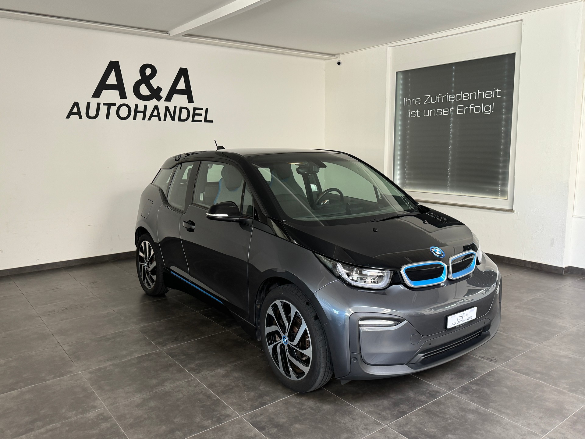 BMW i3 (120Ah) Fleet Edition-image-0