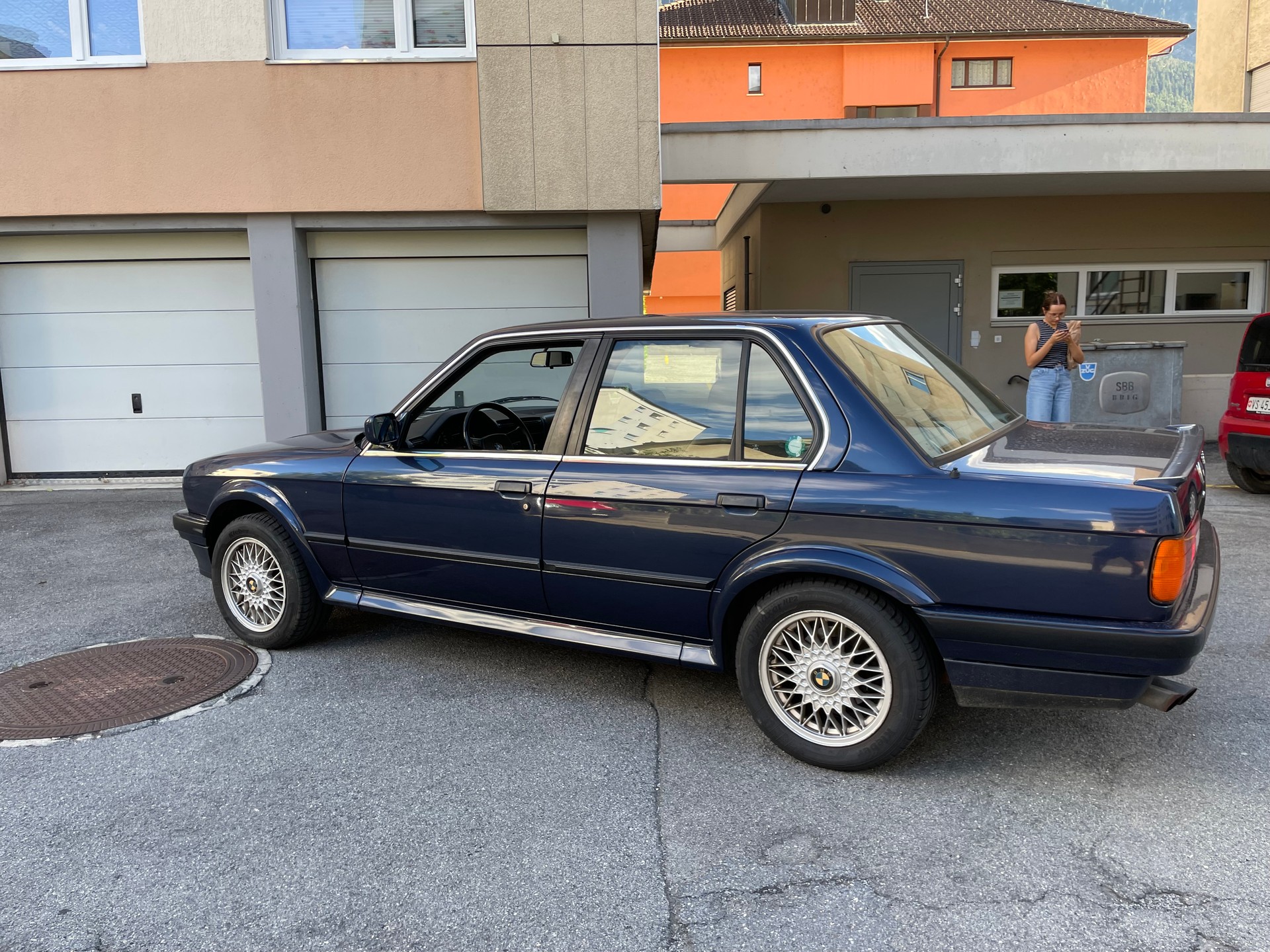 BMW 325iX A-image-2