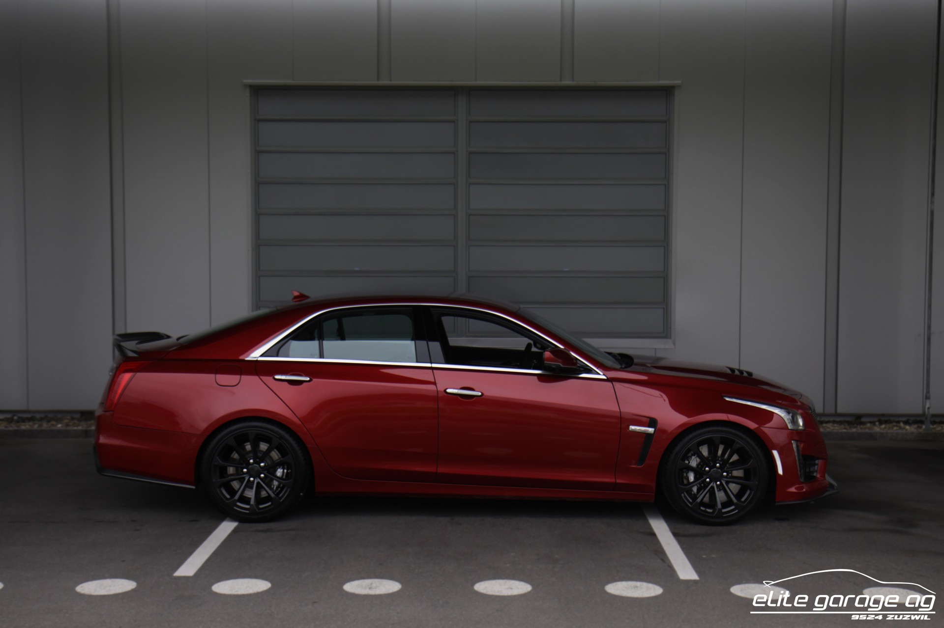 CADILLAC CTS-V Sedan 6.2 Supercharged Automatic-image-5