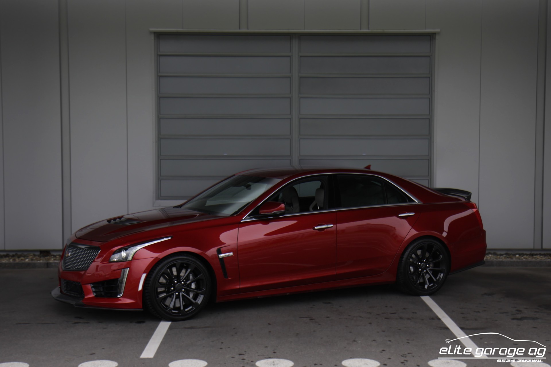 CADILLAC CTS-V Sedan 6.2 Supercharged Automatic-image-0