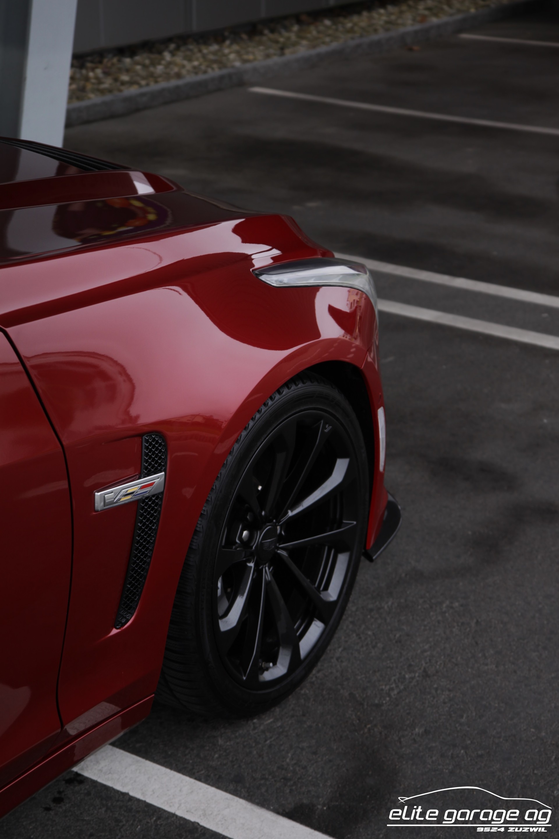 CADILLAC CTS-V Sedan 6.2 Supercharged Automatic-image-10