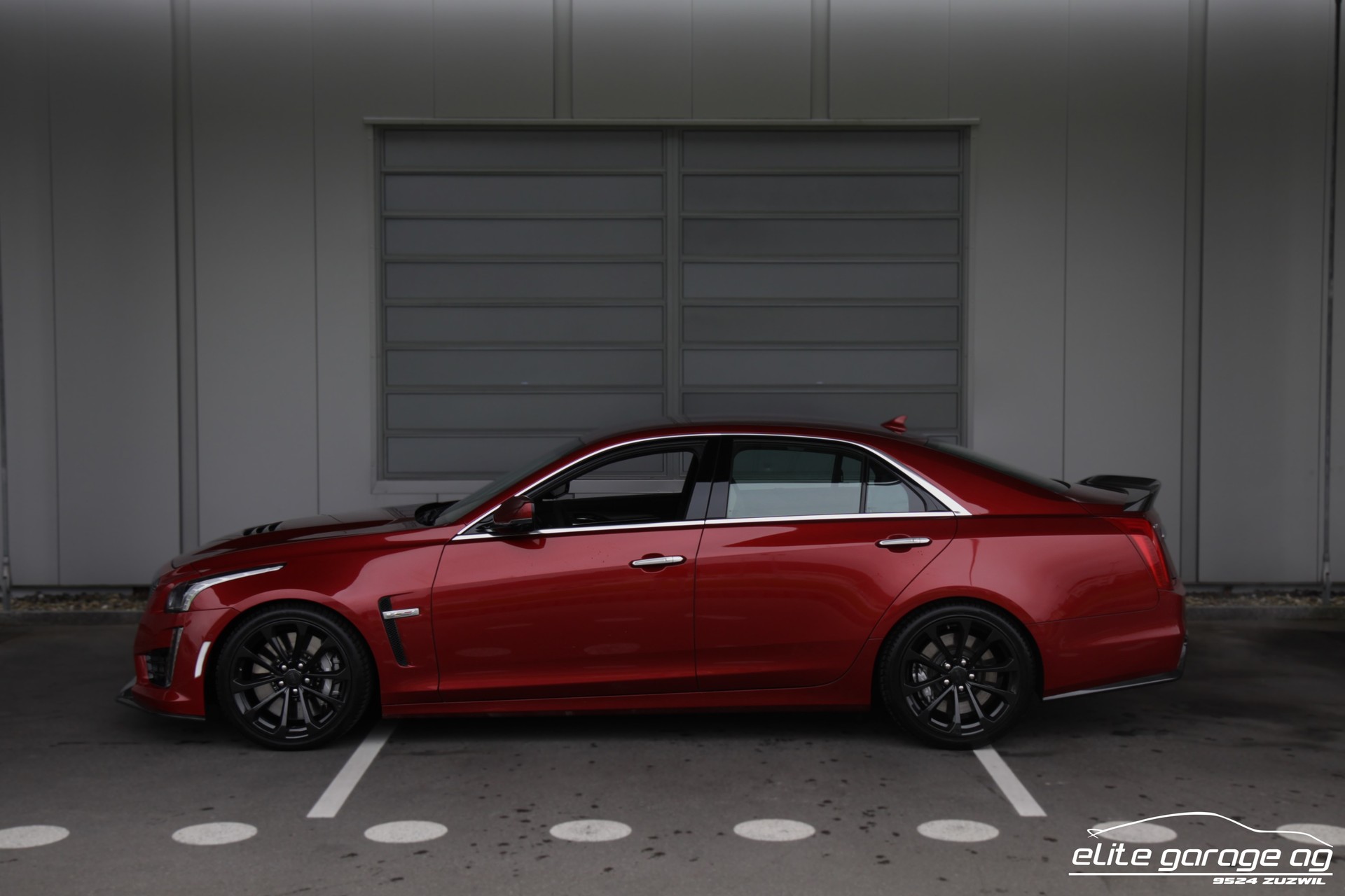 CADILLAC CTS-V Sedan 6.2 Supercharged Automatic-image-1