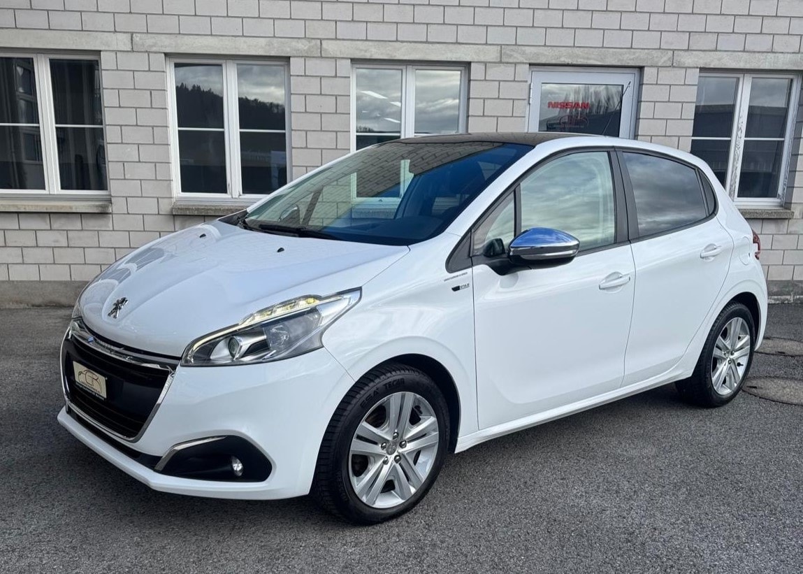 PEUGEOT 208 1.2 PureTech Style-image-1
